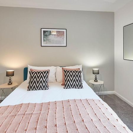 Host & Stay - Endeavour Apartments Whitby Kültér fotó
